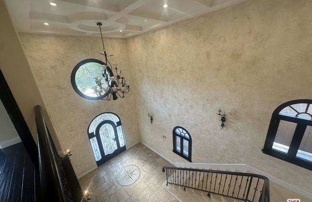 Photo of 458 Flores Street