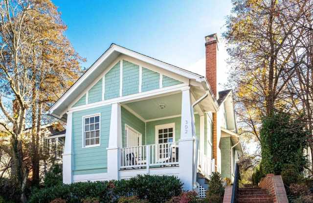 Photo of 302 RUCKER PL