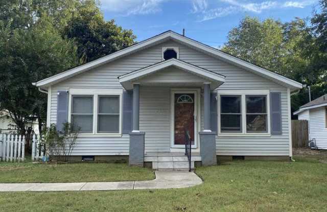 1112 Wellman Avenue Northeast