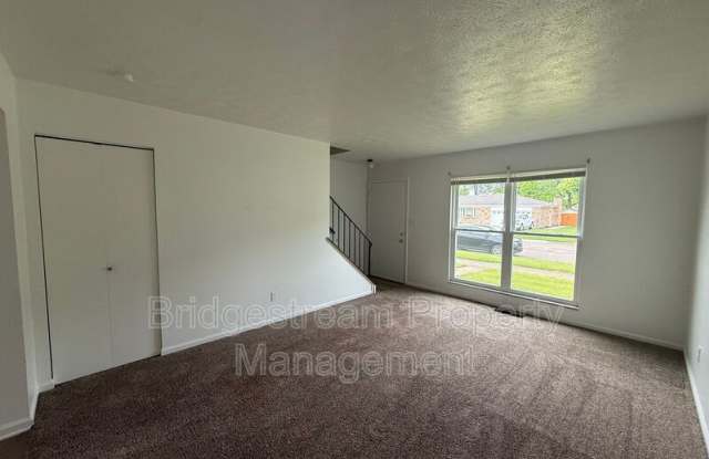 955 Taylorsview Dr