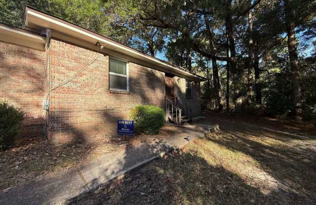 Northeast Pensacola - Harbour Square - 2 bedroom, 1 bathroom