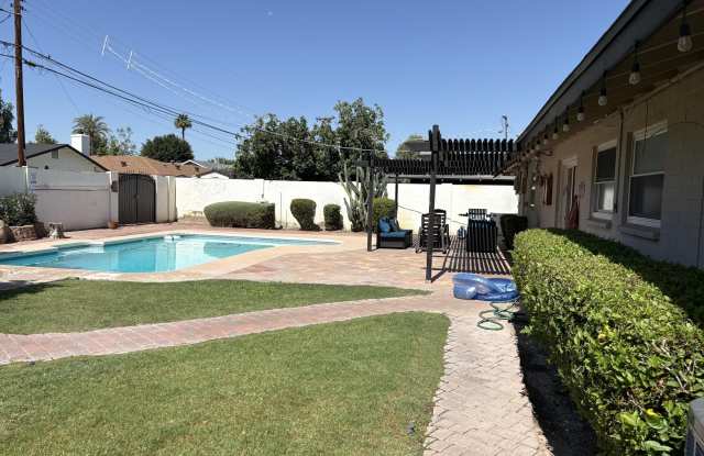 6231 E ROSE CIRCLE Drive