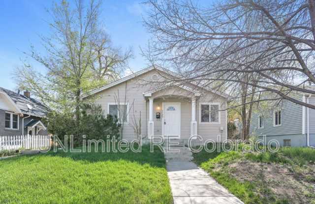 4726/4728 S Lincoln St.