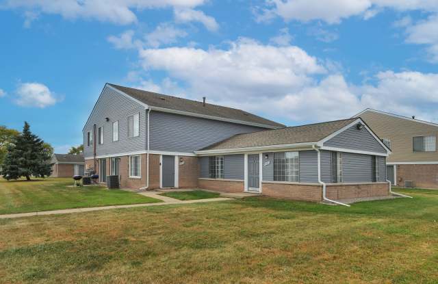 Farmbrooke Manor Apartments