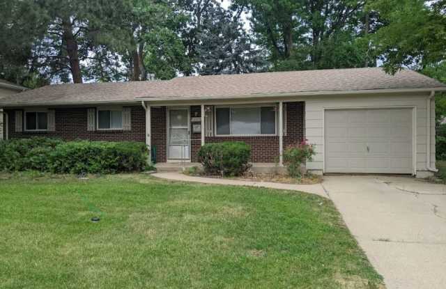 1225 S. Bryan Ave.