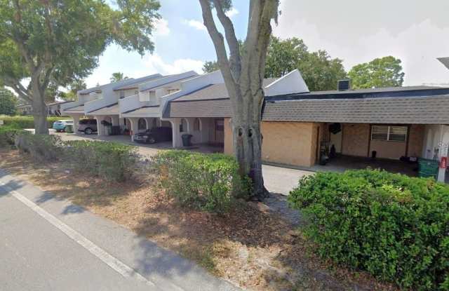 Photo of 2241 9TH ST SE