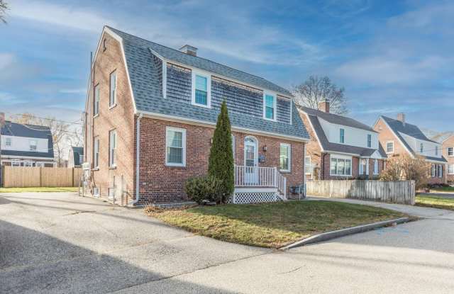 77 Porpoise Way