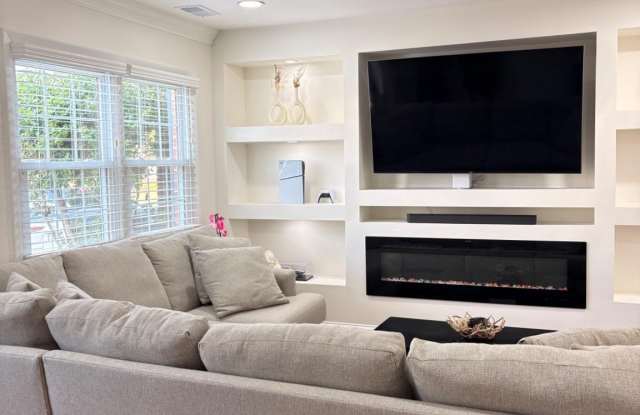14705 ENDSLEY Turn