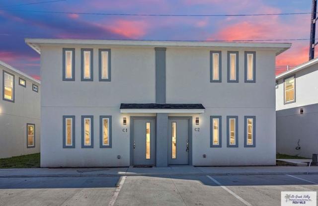 Photo of 2815 E PRICE RD.