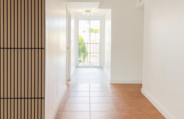 2005 Sans Souci Boulevard