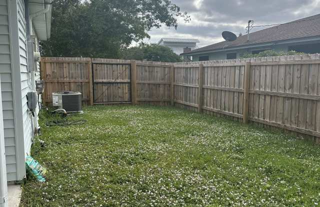 Photo of 2561 Southeast Victory Avenue