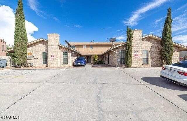 10762 VISTA DEL SOL Drive