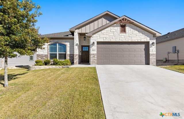 1422 Fiddle Wood Way