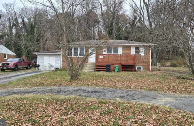 Photo of 5004 MEADOWBROOK Drive