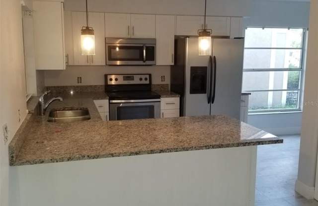 9002 DACENA VILLA PLACE