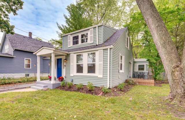 Photo of 1518 Riverside Avenue