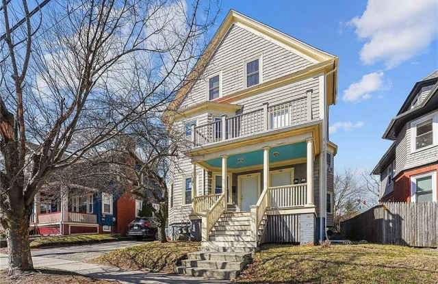 544 Hope Street