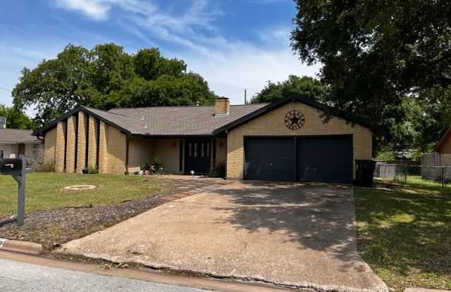 4007 Oak Bend Dr