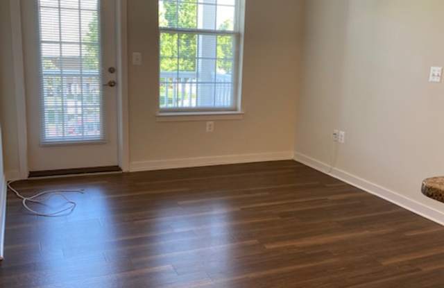 301 Carol's Place