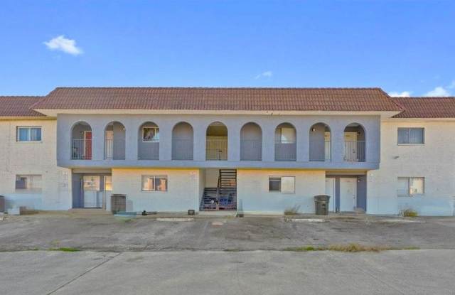 1046 Linde Avenue - 1