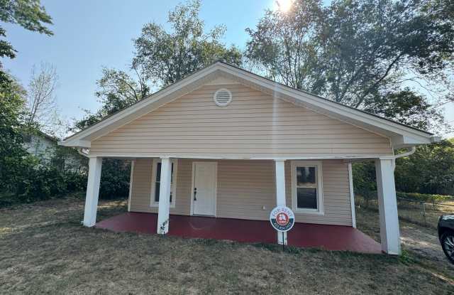 Charming 2 BR 2 BA in St Elmo