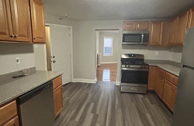 Photo of 352 Shirley Street