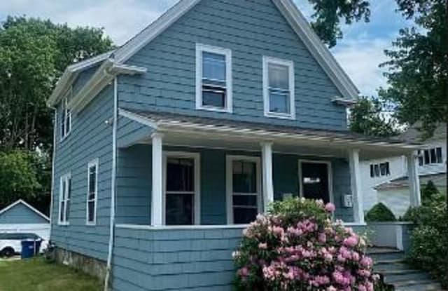 92 Bedford - 92 Bedford Street, Bridgewater, MA 02324