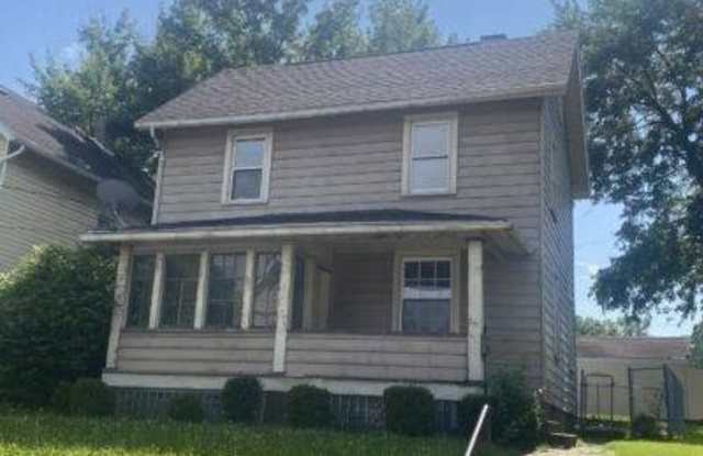 Photo of 341 11th SW St