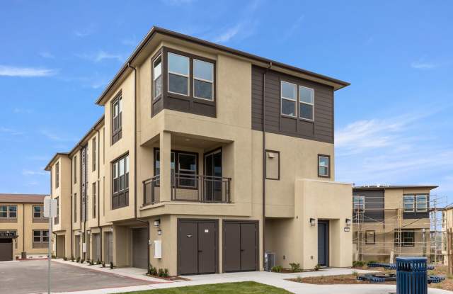 Brand-New 3BR Rental Condo in Oceanside | Solar, Pool  Pet-Friendly
