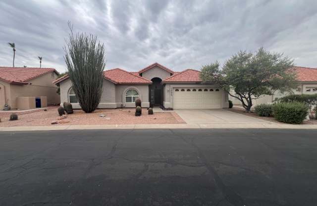 1589 E TORREY PINES Lane