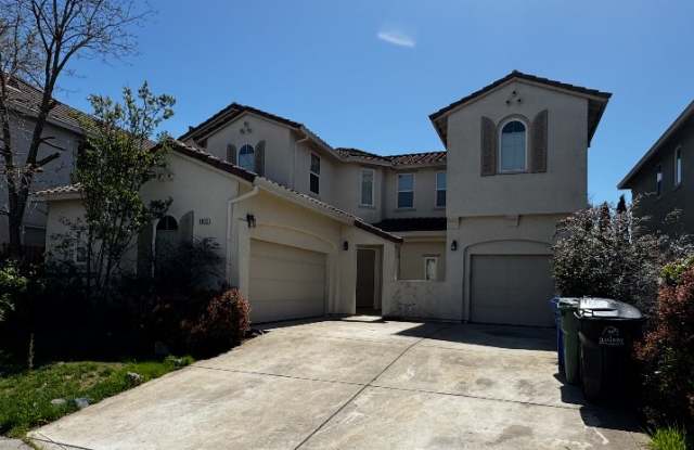 7012 Santarem Ct