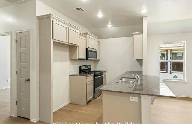 Move-In Ready New Build 2-Bed Rental Near Fort Sill