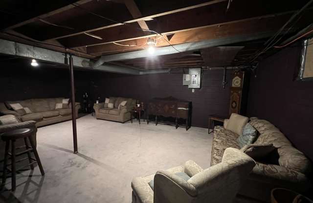 12762 Red House Road