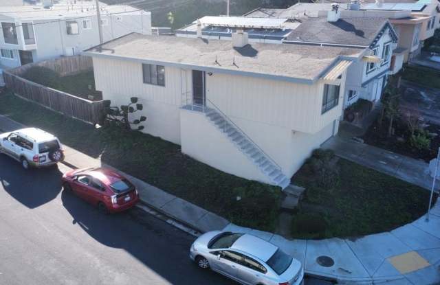 360 Eastmoor AVE