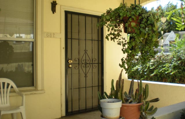 682 San Francisco St.