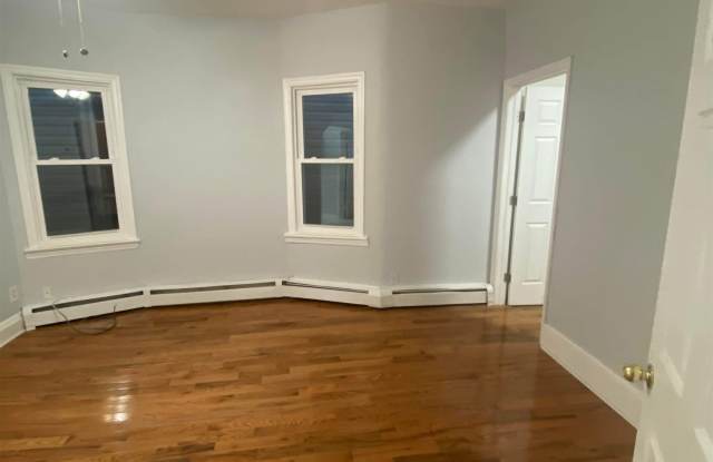 150 DELAWARE AVE