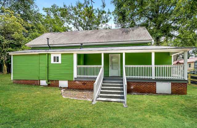 Charming Home in Quiet Griffin Neighborhood – For Rent