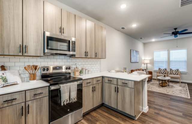 Photo of Cottages at Anna Station