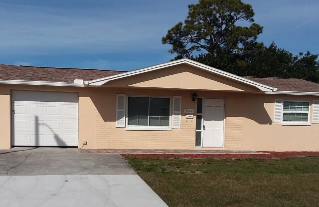 3029 Kilburn Rd - 3029 Kilburn Road, Holiday, FL 34691