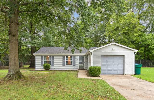 FLEXIBLE RENTAL OPPORTUNITY IN HEART OF HAMPTON ROADS