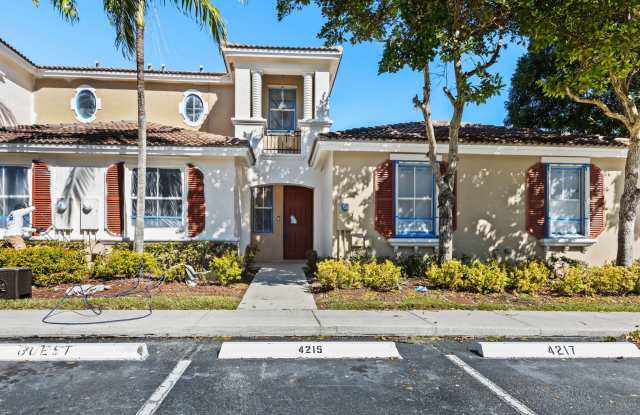 Spacious 3-bedroom, 3-bathroom home