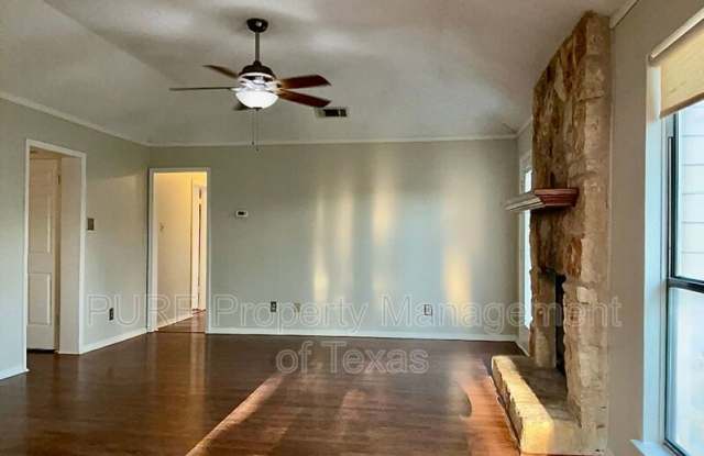 1003 Thousand Oaks Blvd