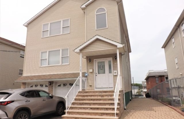 266 E 17Th St - 266 East 17th Street, Paterson, NJ 07524