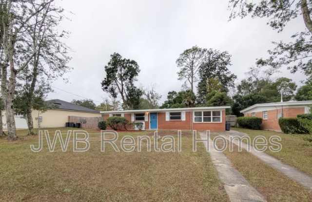 Photo of 5814 LeGrande St W