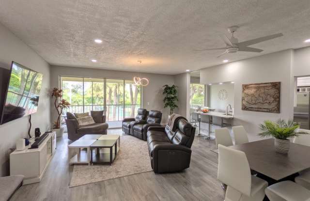 105 Half Moon Circle