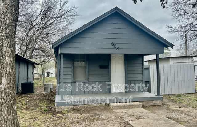 608 W. 4th