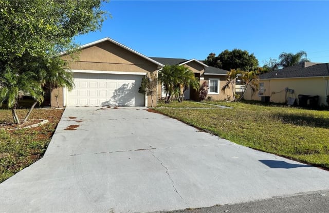 603 FISHER COURT - 603 Fisher Court, Poinciana, FL 34759