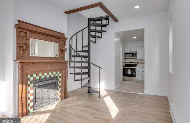 Photo of 4242 PINE Street unit: 2B