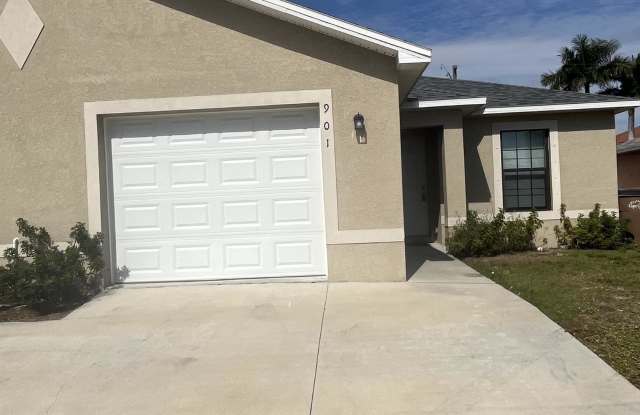 901 Cape Coral Parkway West - 1