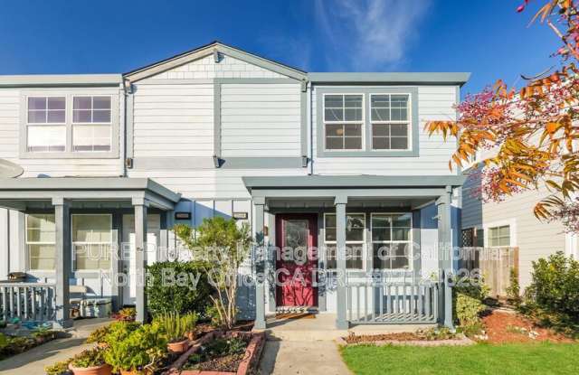 Photo of 2556 N Village Dr